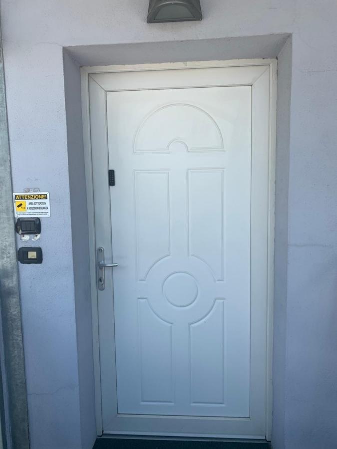 White House Apartment Aosta Exterior photo
